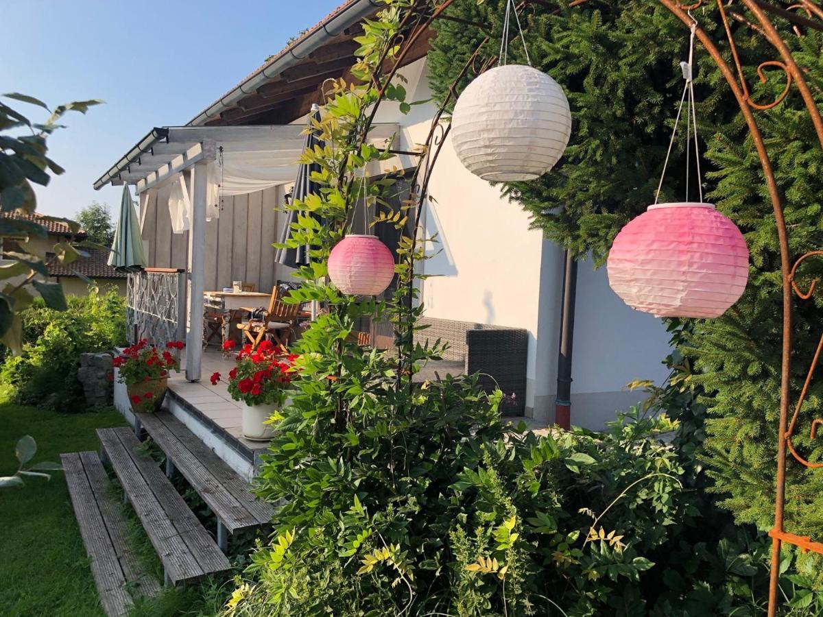 Seehaeuschen - Waging Tettenhausen Waging am See Exterior foto